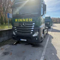 کشنده وارداتی   و   ۸چرخ وارداتی