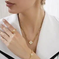 زیورآلات استیل آبکاری طلا(وارداتی)|بدلیجات|تهران, جماران (نیاوران)|دیوار