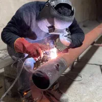 نیاز مند جوشکار لوله