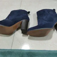 کفش چرم پاشنه بلند نیم بوت از گرجستان اورده شده