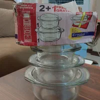 قابلمه پیرکس ۶تیکه نوداخل کارتون وجاظرفی درحدنو