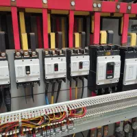 برق برقکار سوله تابلو سینی کابل کارخانه روشنایی