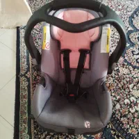 کریر و صندلی ماشین