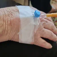 سرم تراپی تحت نظر متخصص داخلی