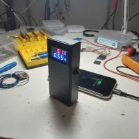 منبع تغذیه قابل حمل با قابلیت تنظیم ولتاژ|لوازم جانبی موبایل و تبلت|تبریز, |دیوار