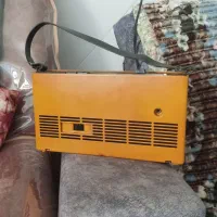 رادیو گراندیگ آلمانی و رادیو ضبط سانیو وفیشر|کلکسیون اشیاء عتیقه|شیدا, |دیوار