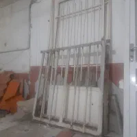 درب و پنجره آهنی