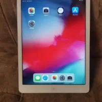 ipad|تبلت|کرج, بنیاد|دیوار