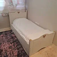 تخت نوجوان دخترانه