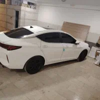 کی ام سی j7 مدل 1402 سفید|خودرو سواری و وانت|سیرجان, |دیوار