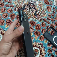 گوشی|موبایل|پرند, فاز ۴|دیوار