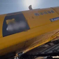 بیل مکانیکی ۴۰۰ خط ۷ و ۸|خودرو سنگین|اهواز, کیانپارس |دیوار