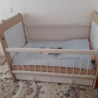 تخت کودک همراه تشک