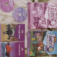 کتاب های family and friends 5