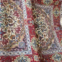 فروش فرش دستباف ابریشمی حاشیه لاکی