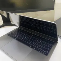 مک‌بوک پرو 13 اینچ تاچ‌بار macbook pro 13.3|رایانه همراه|شیراز, قدوسی غربی|دیوار