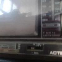 تلویزیون سیاه و سفید ۴ اینچ|کلکسیون اشیاء عتیقه|قم, دروازه کاشان|دیوار