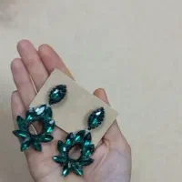 گوشواره درخشان|بدلیجات|کرج, آق تپه|دیوار