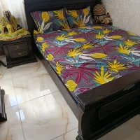 تخت دونفره بدون تشک (رایگان)