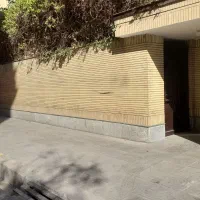 اپارتمان _۲۰۰متری همکف _ راه جدا _دفتر کار