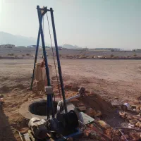 چاه کن ومقنی