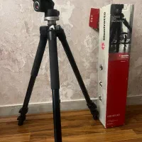 سه پایه دوربین عکاسی