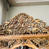 ویترین منبت  تمام تاج دار