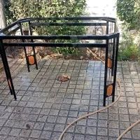 میز نهارخوری فلزی