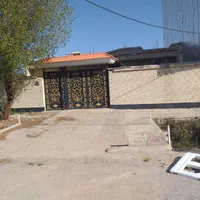 فروش خانه ویلایی سر دو نبش