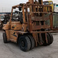 لیفتراک کوماتسو ۵تن