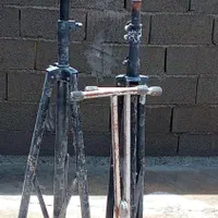 دو پایه باند و یک پایه دستگاه باند