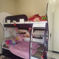 تخت دو طبقه
