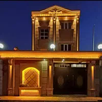 فروش خانه سه طبقه ویلایی