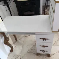 میز ناخن