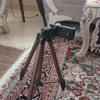 سه پایه دوربین و گوشی پروتاچ