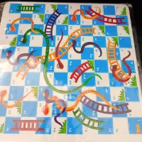 منچ و مار پله نو