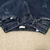 یک عدد شلوار لی بگ..یک عدد کت لی و یک عدد جلیقه لی