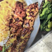 سالن دار اقا یا خانم وشاطر کبابپز