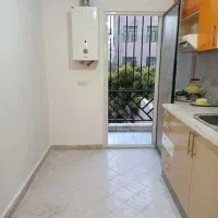 65 متر طبقه اول آسانسور دار