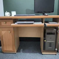 میز کامپیوتر