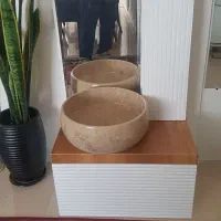روشویی سنگی با کابینت PVC با آینه و باکس بغل آینه