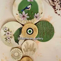 بشقاب دیوارکوب سفالی