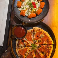 آشپز فست فود پیتزا زن|استخدام خدمات فروشگاه و رستوران|ساوه, |دیوار