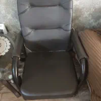 فروش چهار عدد صندلی معازه