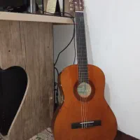 گیتار yamaha c40