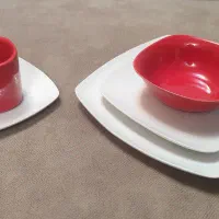 سرویس ست چینی ۶ نفره ۳۰ تکه برند suanti