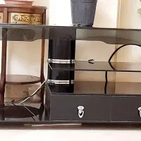 میز تی وی شیشه ای
