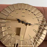 ساعت دیواری