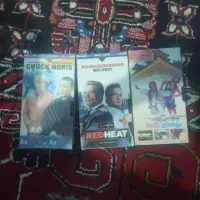 تعداد 22عدد فیلم ویدیو قدیمی ب فروش می رسد