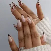 تخفیف یلدایی کاشت ناخن|خدمات آرایشگری و زیبایی|شیراز, دشت چنار|دیوار